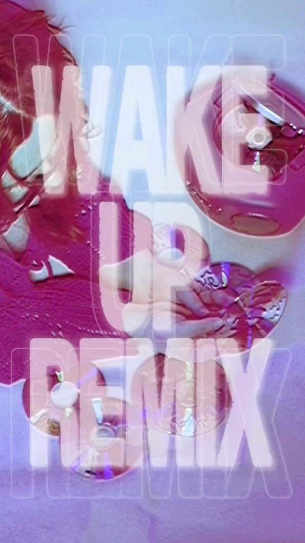 ☆ repost ☆ a visualiser i made for @niamholearymusic for the ‘wake up’ remix release !!! 𝄞⨾💿✮˚.⋆
loved the y2k look for this one the remix is a banger ‘ave a listen xx 🎧ྀི