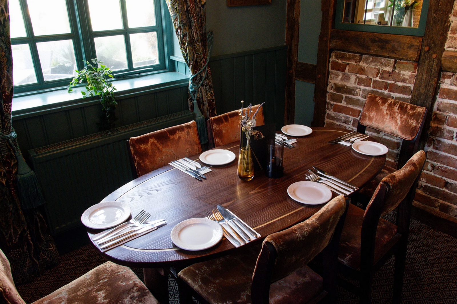 Restaurant table
